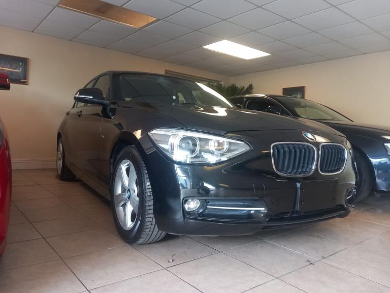 2012 BMW 1 Series 1.6 AUTOMATIC ONLY 31,000 MILES 31K Hatchback  Petrol  Automatic