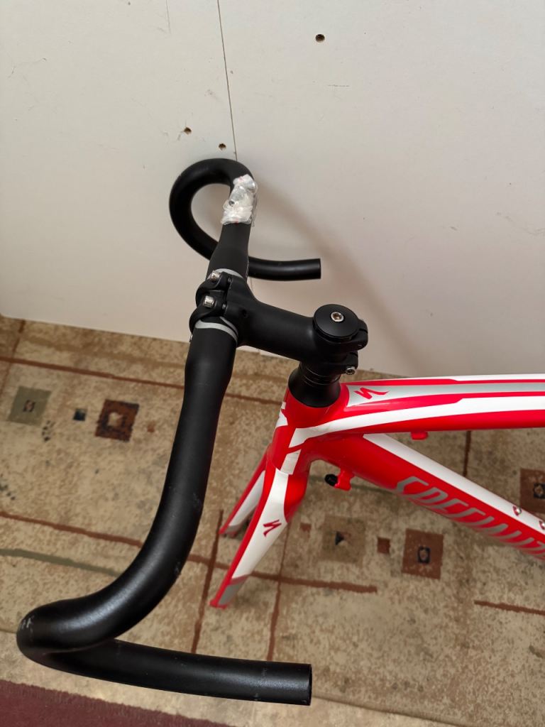 Road Bike Specialised Bike ( Frame ) & Extra parts attached 