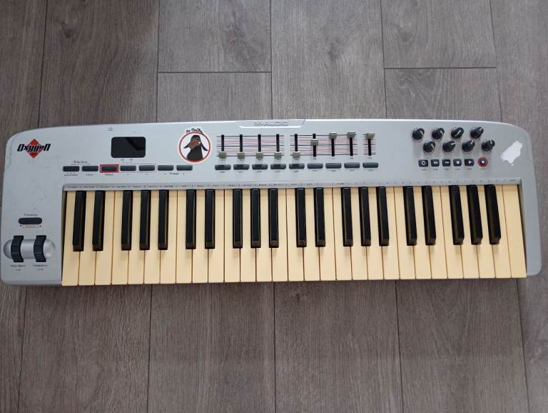 M-Audio Oxygen 49 MIDI Keyboard Controller 