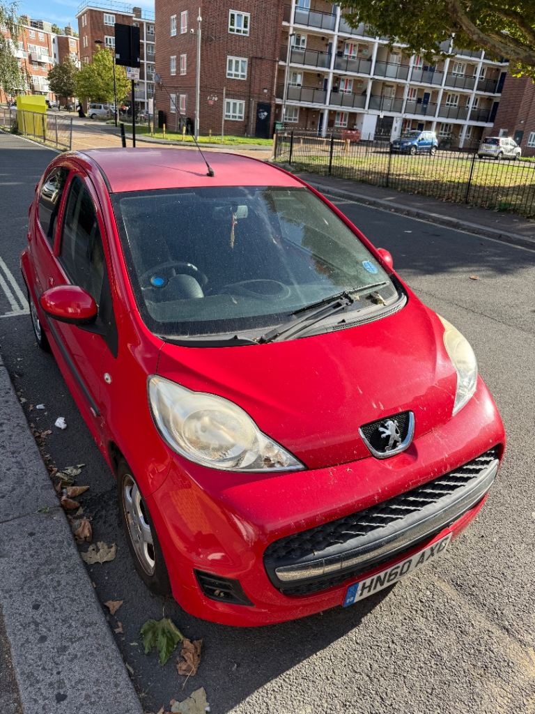 Peugeot, 107, Hatchback, 2010, Manual, 998 (cc), 5 doors