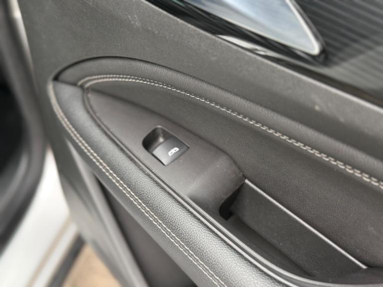 2018 Vauxhall Insignia 1.6 Turbo D ecoTec Elite Nav 5dr ESTATE DIESEL Manual