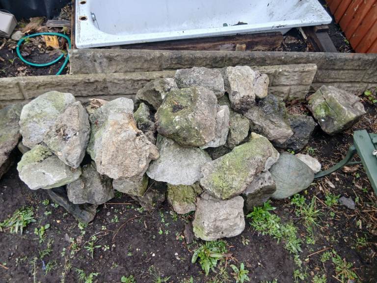 Rockery stone about 40 pieces 