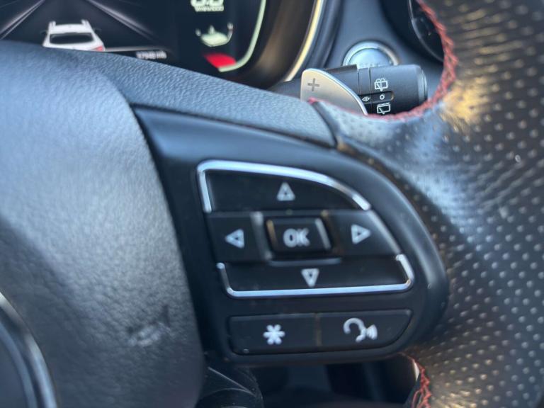 2022 MG MG HS 1.5 MG HS Exclusive Semi-Auto 5dr SUV Petrol Automatic