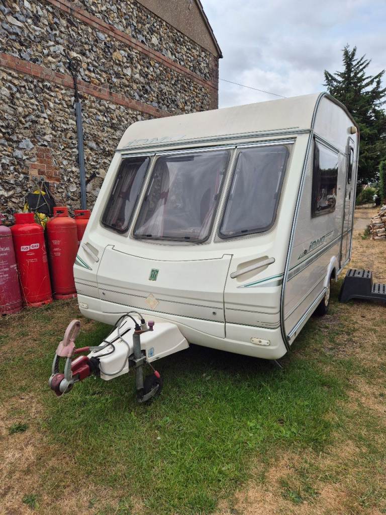 1999 Abbey Iona Vogue 2 Berth End Kitchen