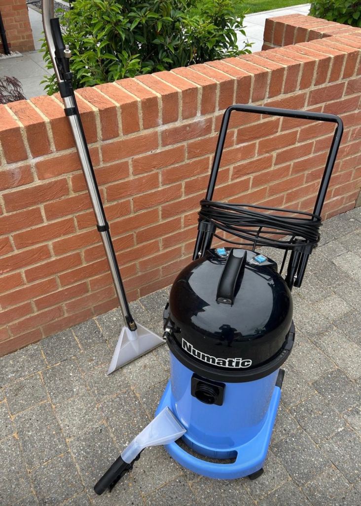 Henry carpet cleaning machine 