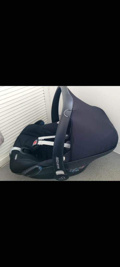 Maxi cosi pebble car seat 