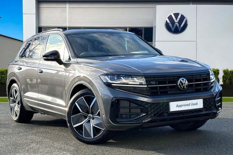 2025 Volkswagen Touareg 3.0 V6 TDI 4Motion 286 Black Edition 5dr Tip Auto ESTATE DIESEL Automatic