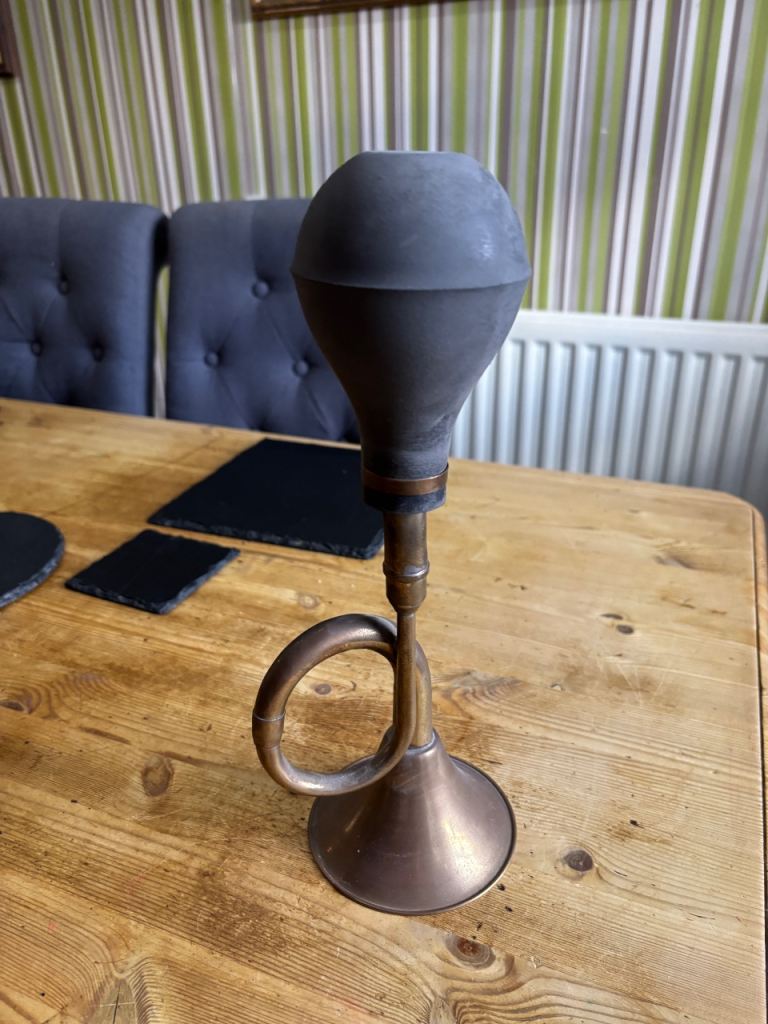 Vintage Brass Bulb Horn - Antique