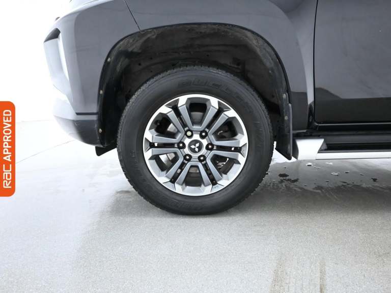 2019 Mitsubishi L200 2.2 DI-D DC Barbarian Pickup Double Cab 4dr Diesel Auto 4WD Euro 6 (s/s) (1 ...