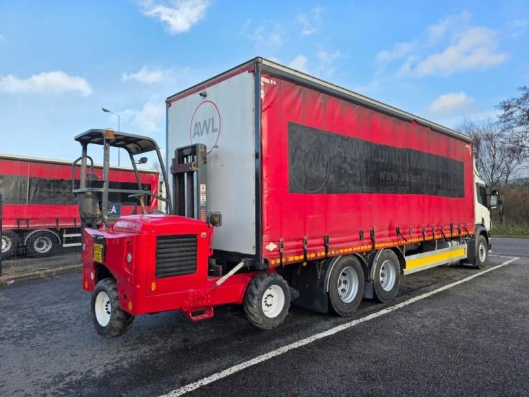2015 Scania P320 6X2 Twin Wheel 27ft Curtainsider Body