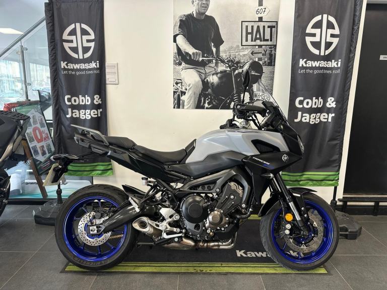 2021 YAMAHA TRACER 900-1 OWNER-CENTRE STAND-HANDGUARDS