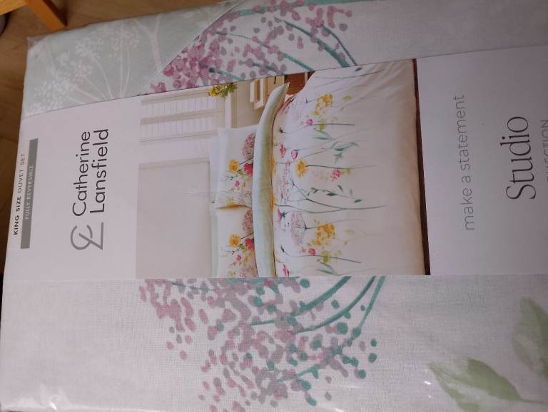 Brand new Catherine Lansfield Duvet set