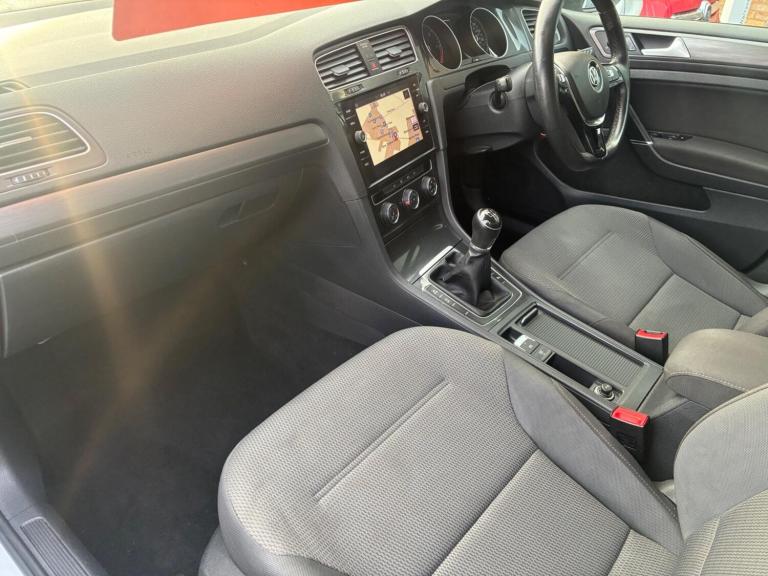 2018 Volkswagen Golf 1.6 TDI SE 5dr [Nav] ESTATE DIESEL Manual