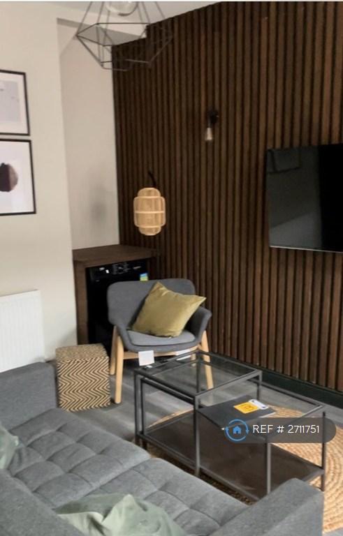 3 bedroom house in Horton Road, Manchester, M14 (3 bed) (#2711751)