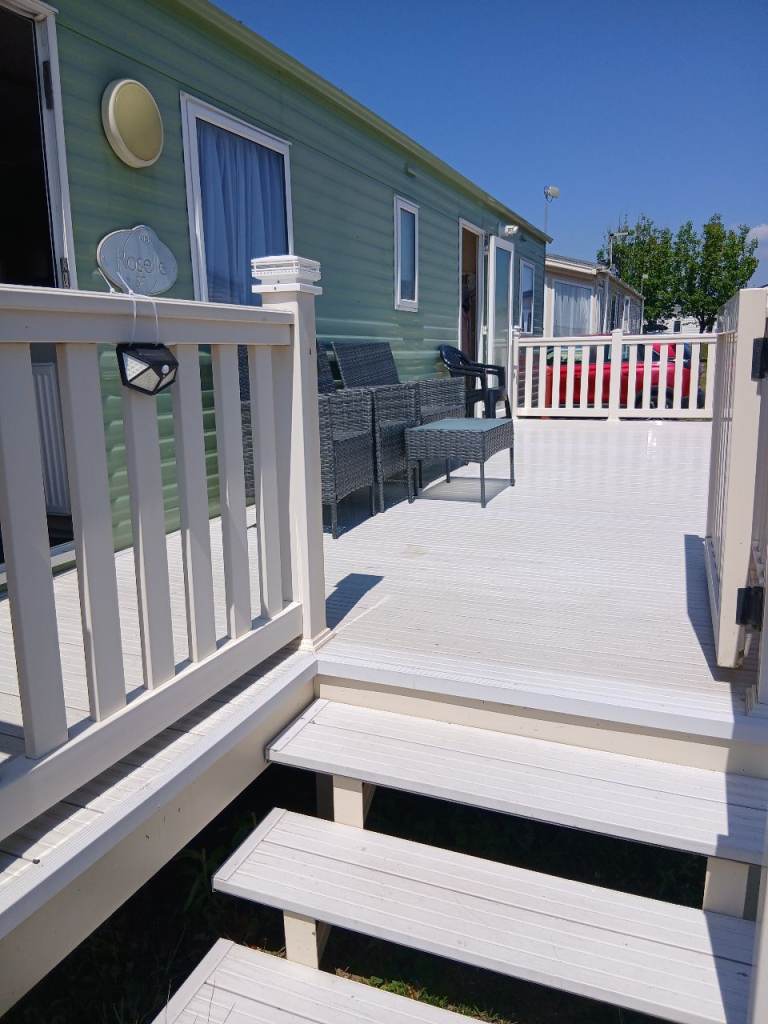To let 6 birth caravan at porthcawl trecco Bay Parkdean site 