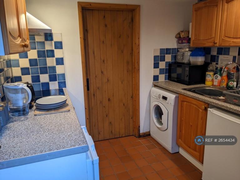 1 bedroom house in Crayden Oast, Goudhurst, Cranbrook, TN17 (1 bed) (#2654434)