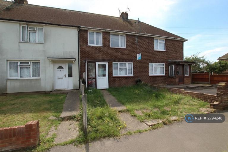 3 bedroom house in Manor Road, Queenborough, ME11 (3 bed) (#2794248)