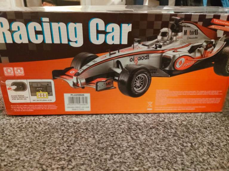 2 x Racing Car with Formula 1 Sounds and Flashing Lights V-power Battery Powered