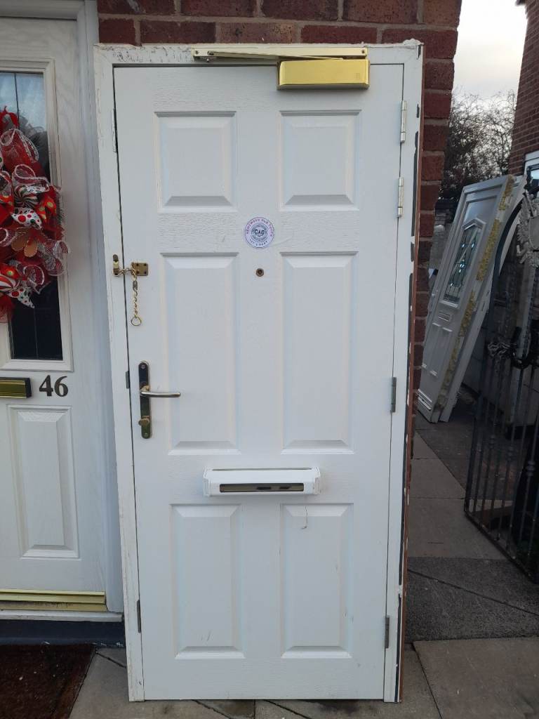 Composite Door / Front Door / Upvc Door / Double Glazing / Shed / Mancave / Windows & Doors / Pvcu