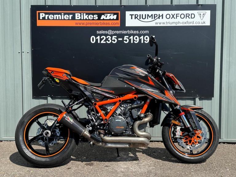 Stunning 2020/20 KTM 1290 Superduke R Motorcycle 