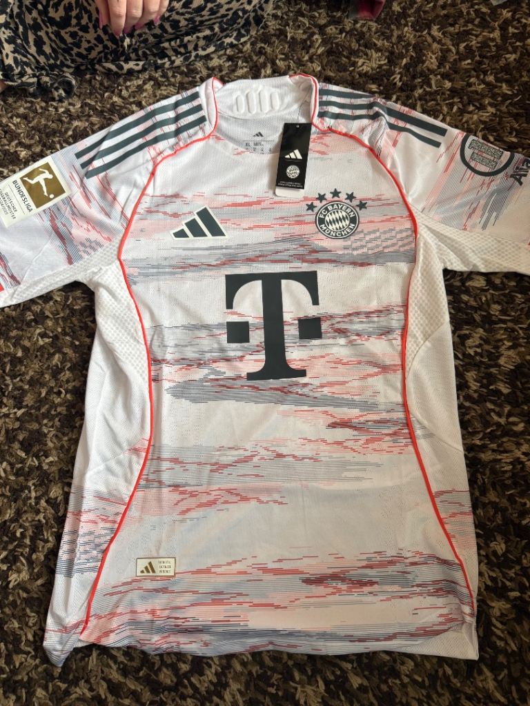 Bayern Munich Away XL Players Edition 