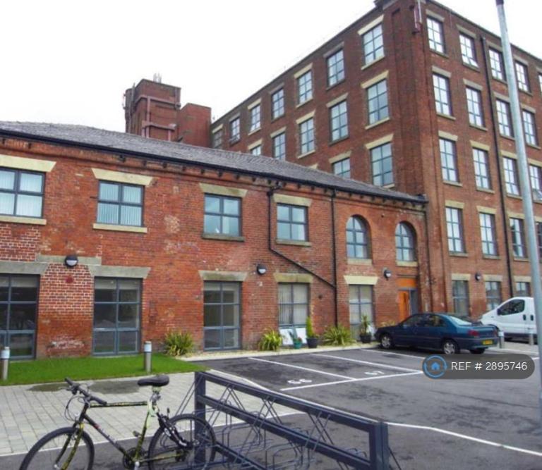 1 bedroom flat in Atlas Mill, Bolton, BL1 (1 bed) (#2895746)