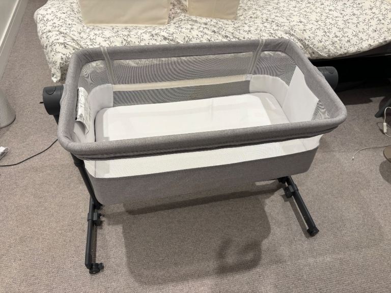 Travel Cot - up to 6 months