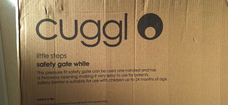 Cuggl Safety Gate White – Brand New in Box
