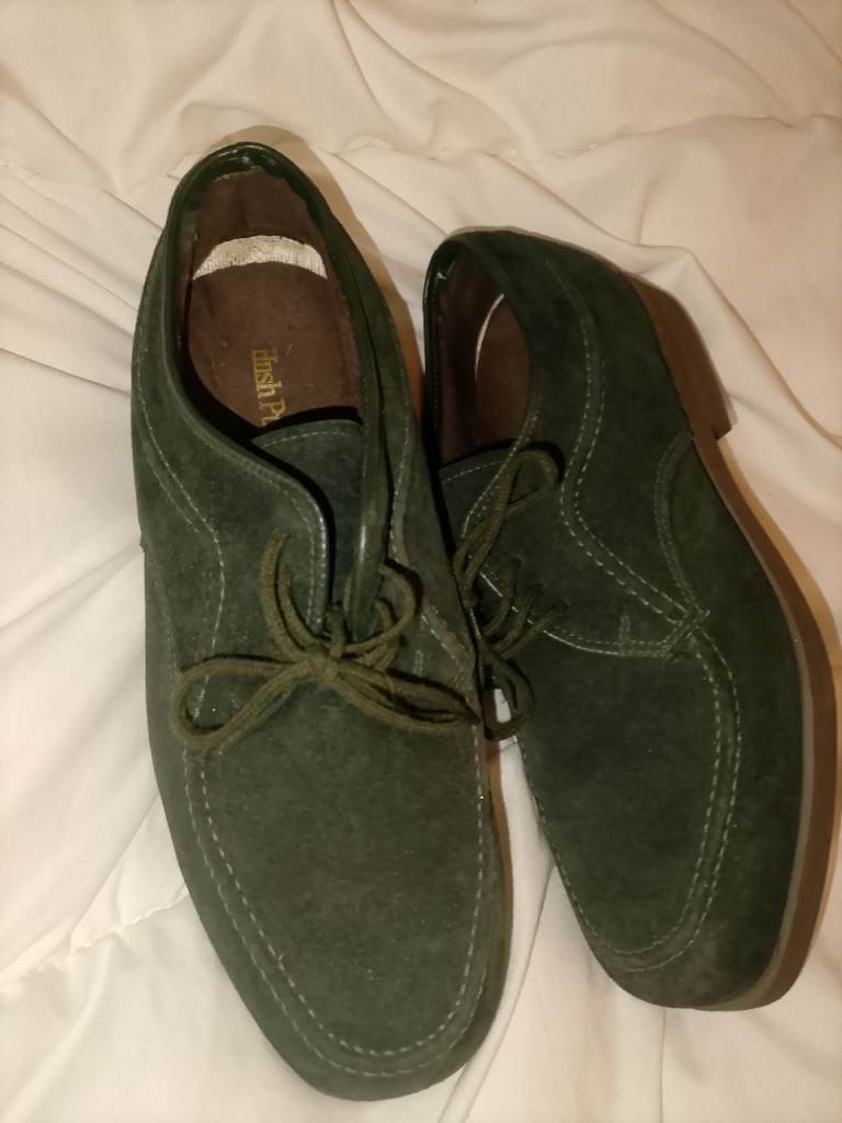 Hush Puppies Green Suede Casual Shoes – Good Condition