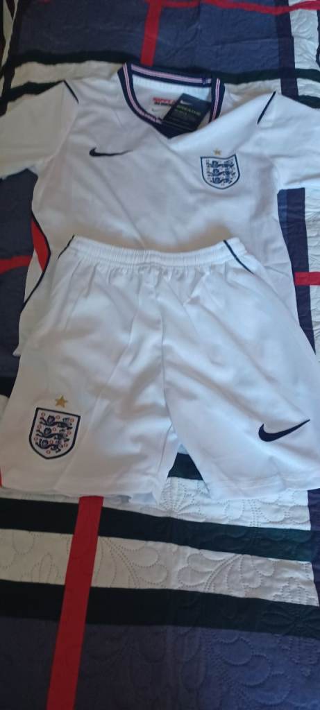 Mens England shirts