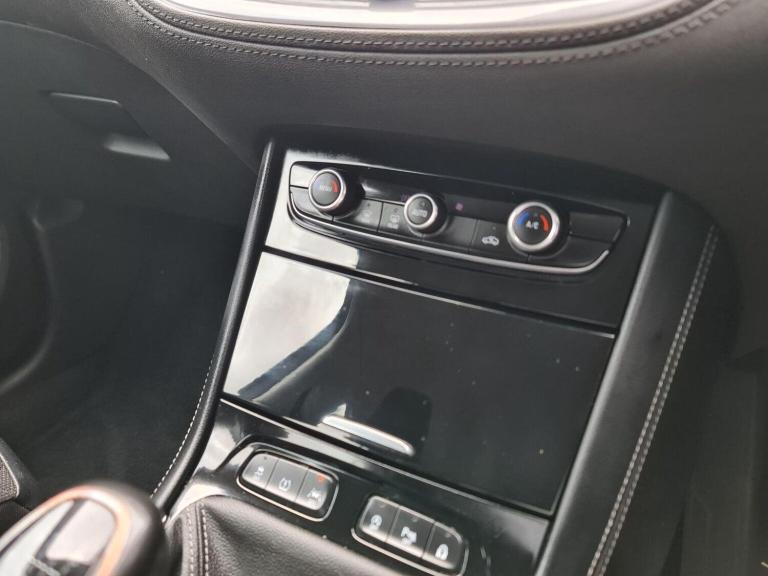 VAUXHALL GRANDLAND X 1.5 Turbo D BlueInjection Sport Nav Euro 6 (s/s) 5dr 2019