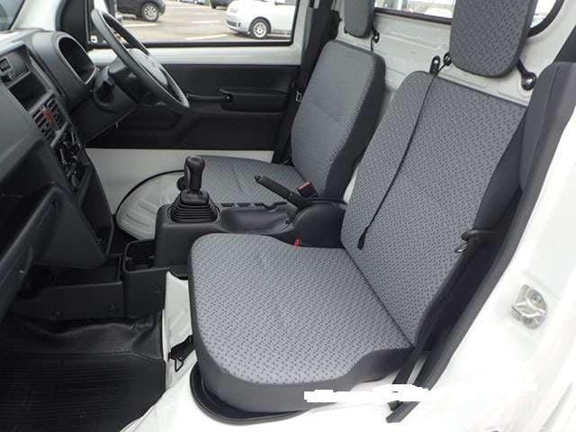 Nissan clipper 660 cc dx 4wd mini pick up only 9 miles japanese import 2024