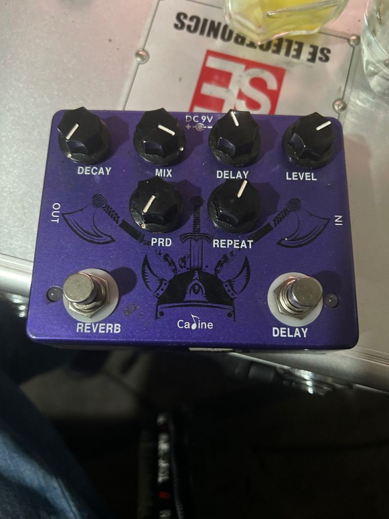 Reverb effects unit pedal