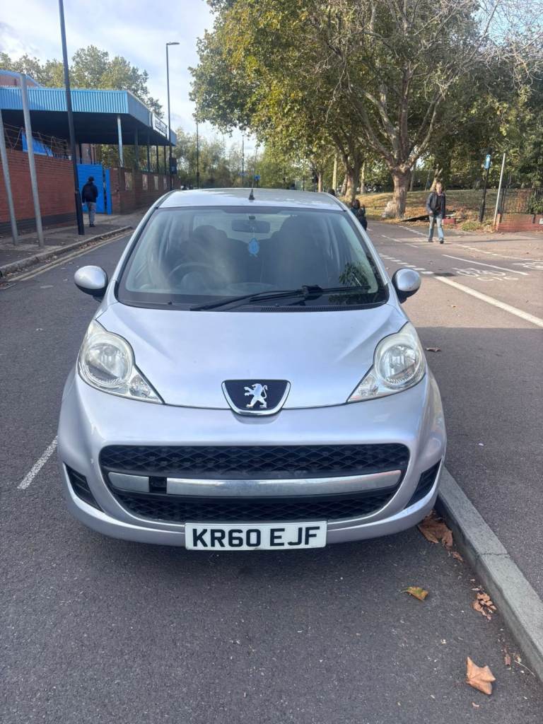 Peugeot, 107, Hatchback, 2011, Manual, 998 (cc), 3 doors