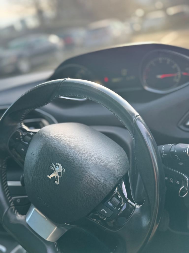 Peugeot, 308, Hatchback, 2018, Manual, 1199 (cc), 5 doors