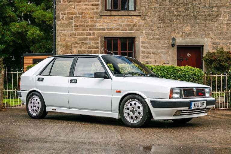 Lancia Delta 1.6 HF Turbo ie 5dr HATCHBACK Petrol Manual