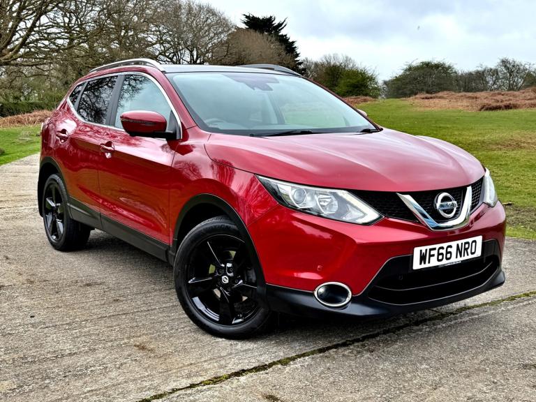 2016 Nissan Qashqai 1.5 dCi N-Connecta 5dr HATCHBACK Diesel Manual