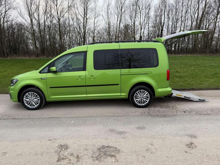 2019 Volkswagen Caddy Maxi Life C20 2.0 Tdi WHEELCHAIR ACCESSIBLE VEHICLE WAV MPV Diesel Manual