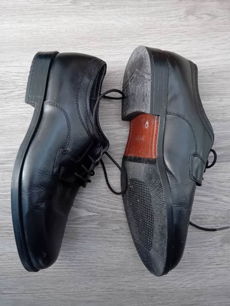 Mens Black Shoes - size 9