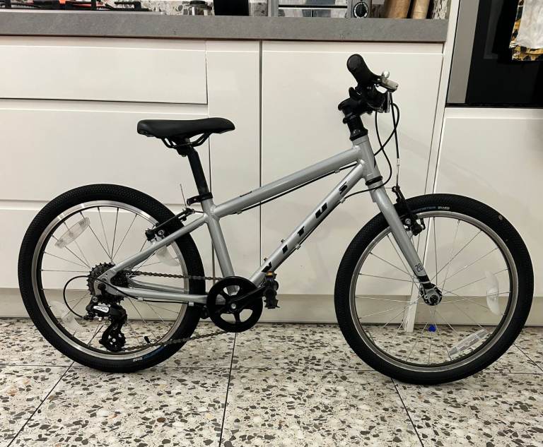 For Sale: Vitus 20 kids bike- Silver. Immaculate condition! Reduced to sell