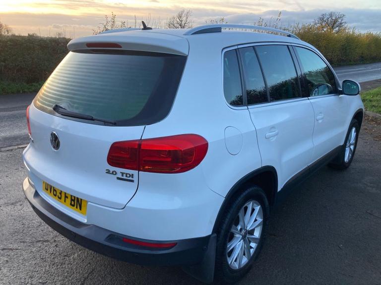 2013 Volkswagen Tiguan 2.0 TDI BlueMotion Tech SE 4WD Euro 5 (s/s) 5dr ESTATE Diesel Manual