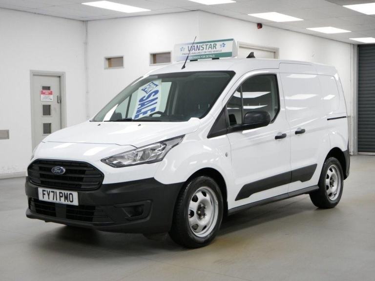71 TRANSIT CONNECT 1.5 EBL 75 BHP L1 220 LEADER EDITION ( SAT NAV / CAMERA )