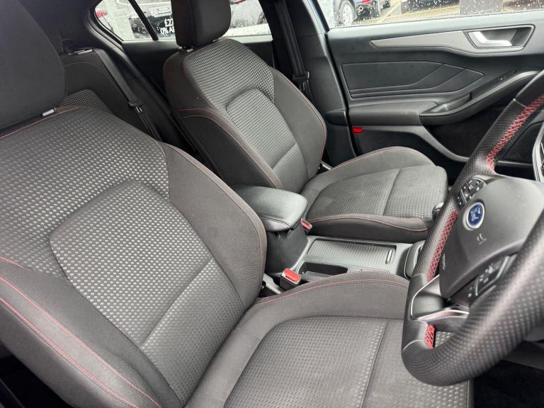 2022 Ford Focus Focus ST-Line Style 5 door 1.0L EcoBoost 125PS FWD 6 Speed Manual HATCHBACK Petro...