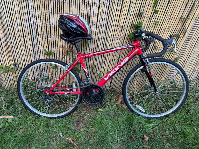 Teenager Viking Race Bike for ages 9 to 15 in excellent working order