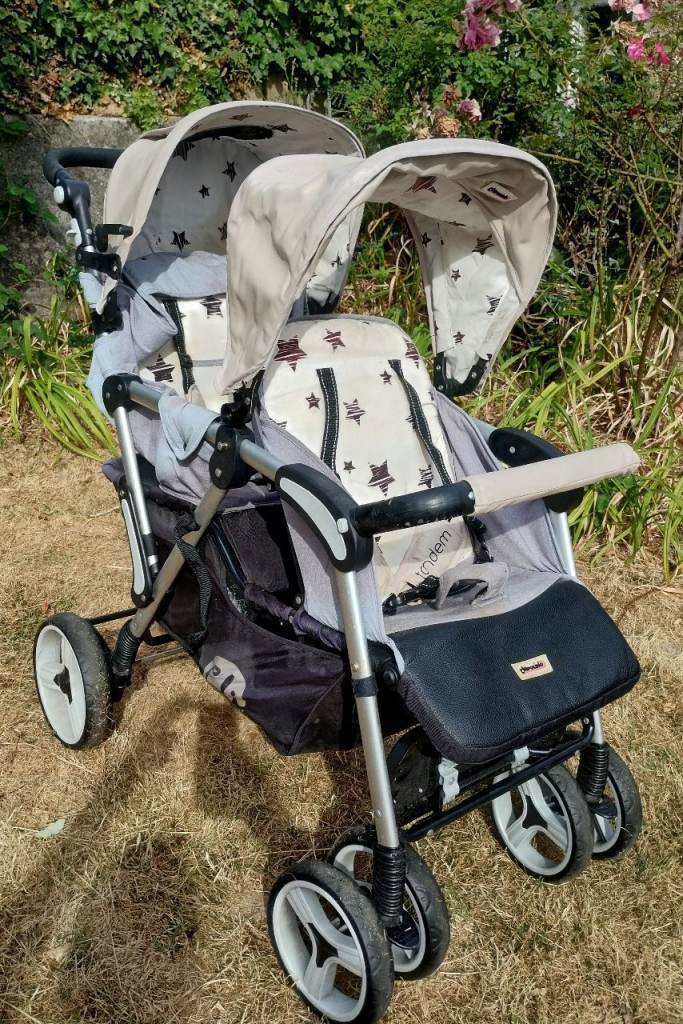Chipolino Tandem Double Buggy - Good Condition, Cream