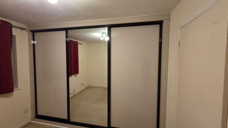 Two bedroom mid terraced house in Lower earley