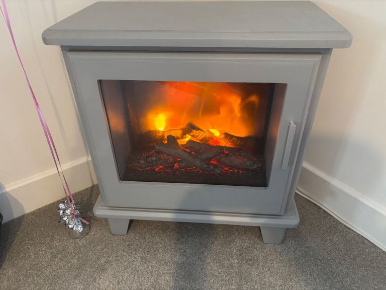 Grey Electric freestanding Fire with real flame effects