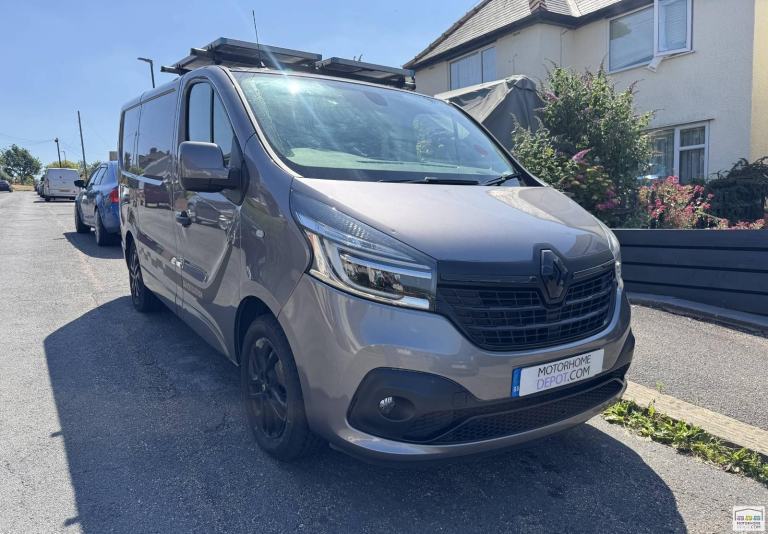 Renault Traffic - 2 berth - off grid - 2020 - campervan for sale