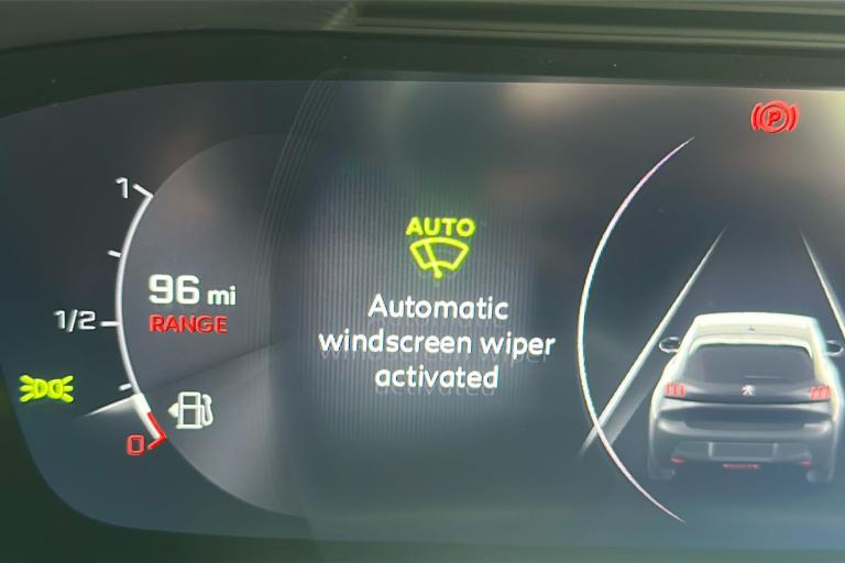  Peugeot 208 1.2 Puretech Gt Hatchback 5dr Petrol Eat Euro 6 s/s 100 Ps Petrol