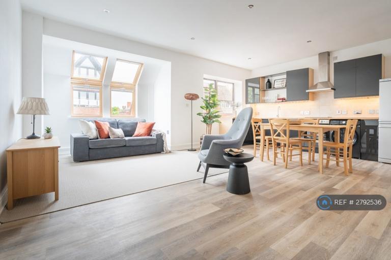 2 bedroom flat in Bed Penthouse, Leicester, LE1 (2 bed) (#2792536)